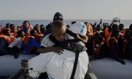 Immigrazione: gli sbarchi aumentano, il governo smentisce sé stesso