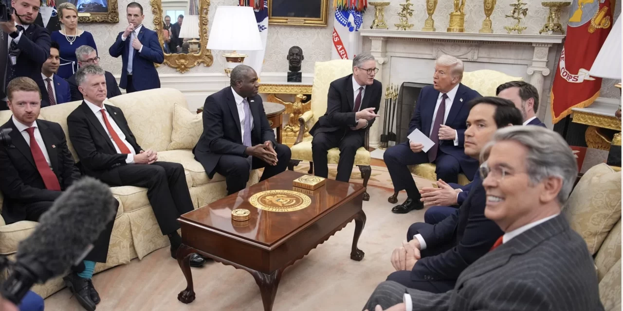 Trump e Starmer ridisegnano i rapporti USA-Regno Unito: quale impatto per l’Italia?