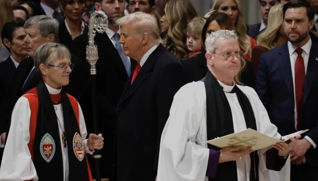 Trump e la difesa dei cristiani: messianismo politico o strumentalizzazione religiosa?