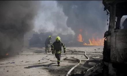 Scambio di attacchi tra Russia e Ucraina