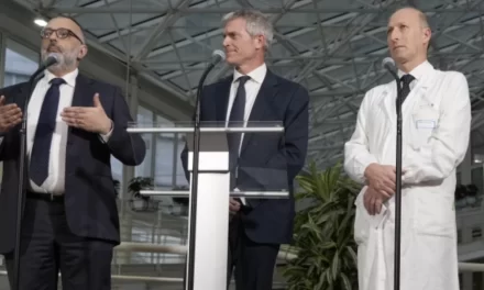 Papa Francesco torna a casa dopo la prova della malattia: una Pasqua di speranza e pazienza