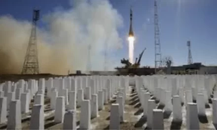 L’Industria degli armamenti moltiplica soldi prima e vende morte poi