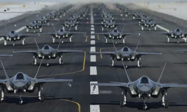 Il grande inganno degli F-35: la dipendenza strategica dagli USA e il rischio di un blocco remoto