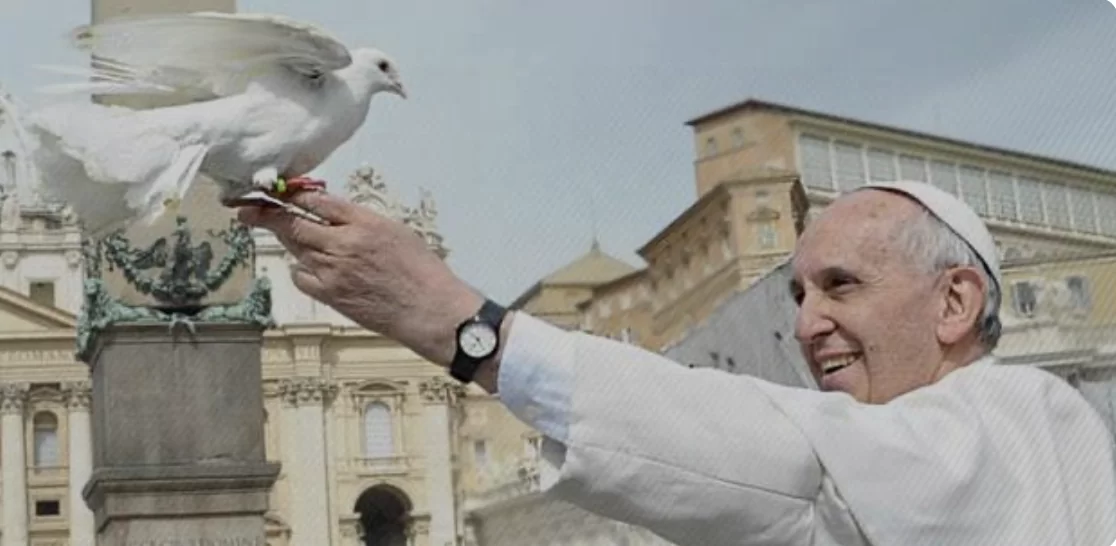La pace non si costruisce con le armi: la lezione di Francesco in un mondo che si riarma