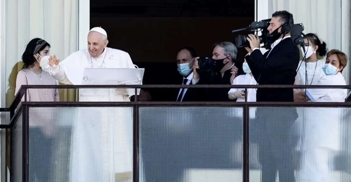 Papa Francesco vuole recitare l’Angelus dal Gemelli