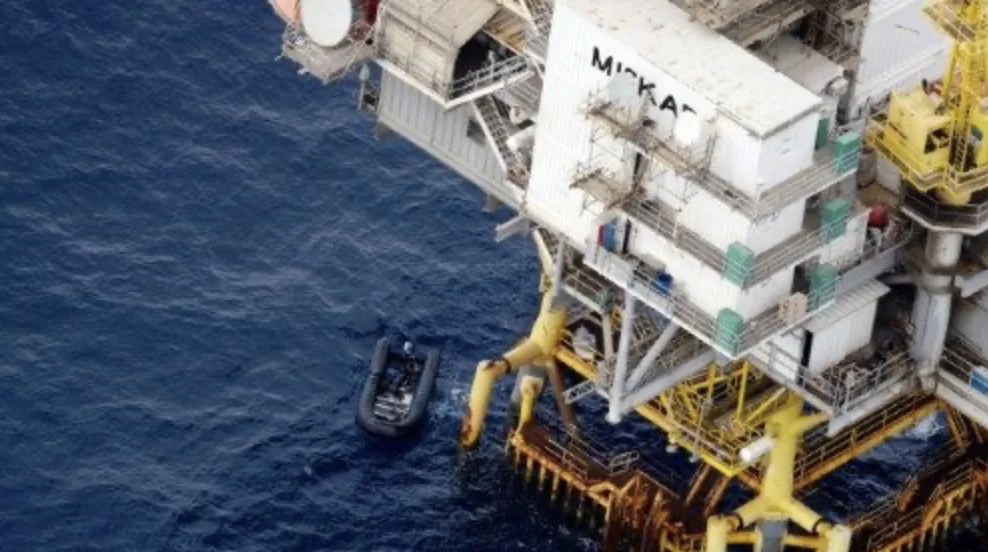 Tragedia e salvezza nel Mediterraneo: 32 migranti soccorsi dalla Sea Watch, un disperso