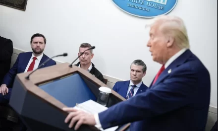 Trump ribadisce che gli europei sono dei parassiti