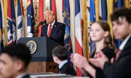 Trump  smantella il Dipartimento dell’Istruzione