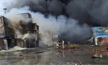 Esplosione al porto di Bandar Abbas