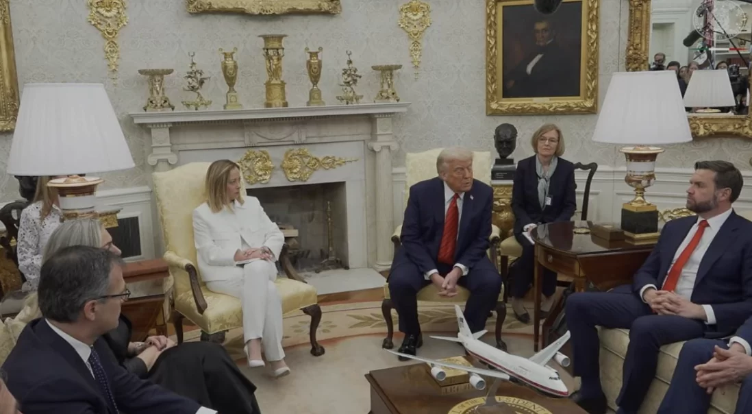 Meloni da Trump: diplomazia bilaterale o servitù strategica?