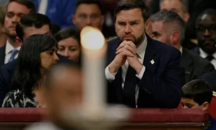 Riaffacciarsi a Roma: Vance, il Vaticano e la difficile arte del riannodare