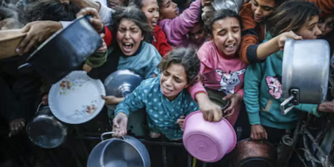 La colonizzazione silenziosa: mentre Gaza muore di fame, Israele consolida l’occupazione