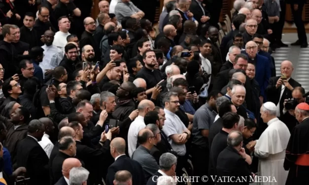 Leone XIV ai sacerdoti di Roma: «Siate unità, esempio, profezia»