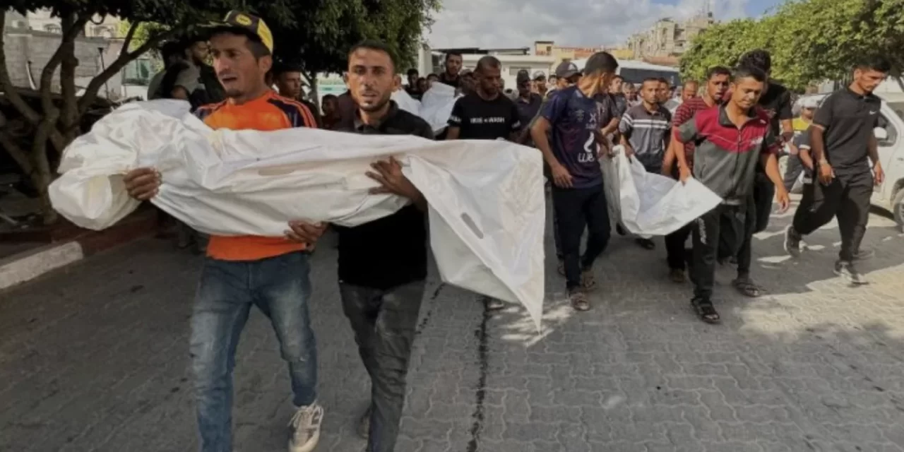 A Gaza si intensifica la carneficina mentre il mondo sta a guardare