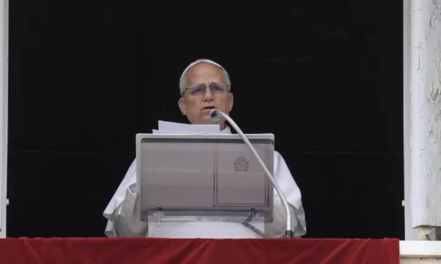 Papa Leone XIV all’Angelus: «Dio è un Padre che non volta mai le spalle»