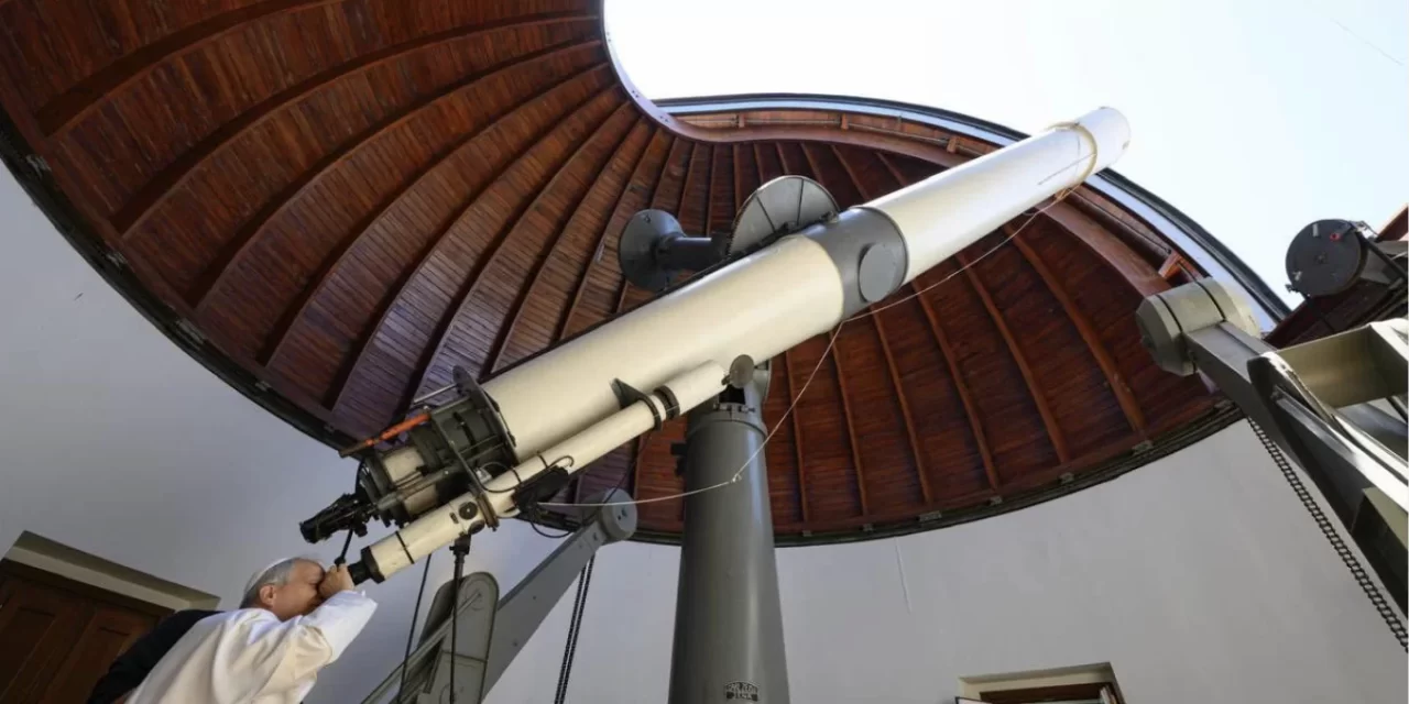 La Luna, Galileo e la fede che guarda le stelle: la Chiesa e la scienza camminano insieme