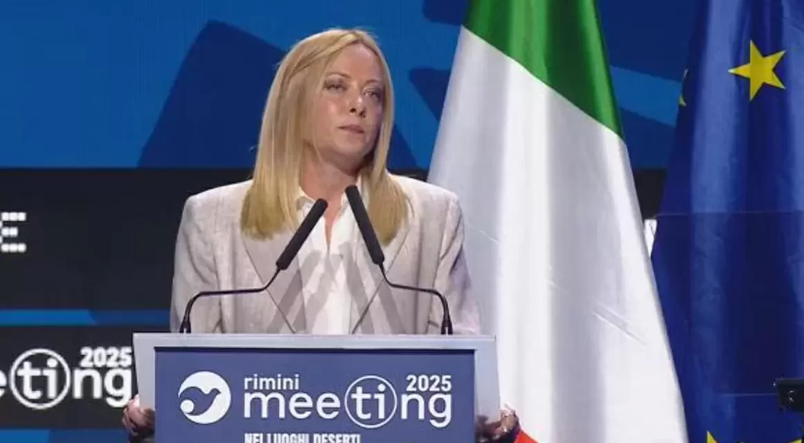 Meloni a Rimini: mattoni nuovi o retorica antica?