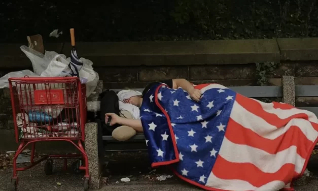 Trump “punisce” i poveri.  Limitazioni alla libertà dei senzatetto.
