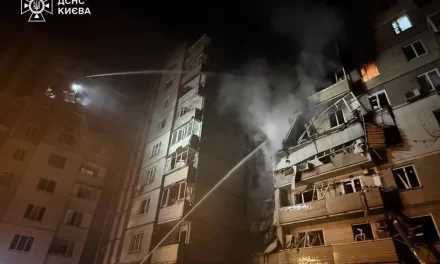 Attacco record a Kiev, ora l’Occidente sceglie: fermezza o silenzio complice?