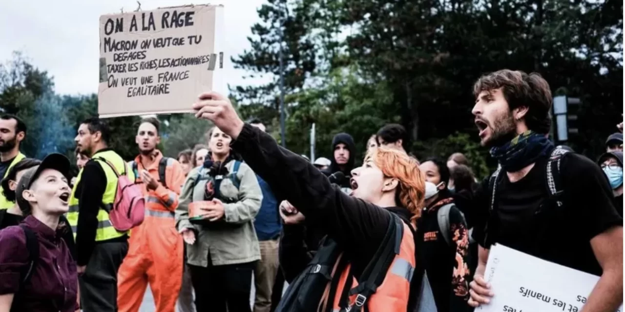 Francia, la protesta che chiede ascolto