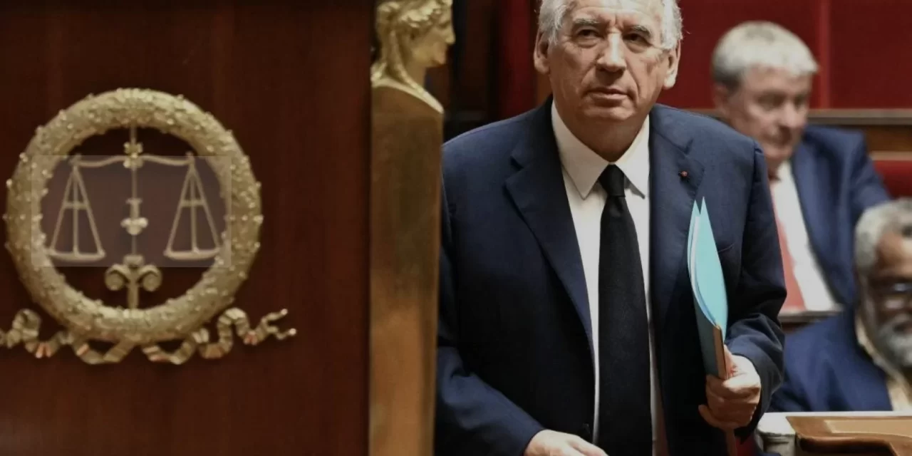 Francia: la sfiducia al primo ministro Bayrou