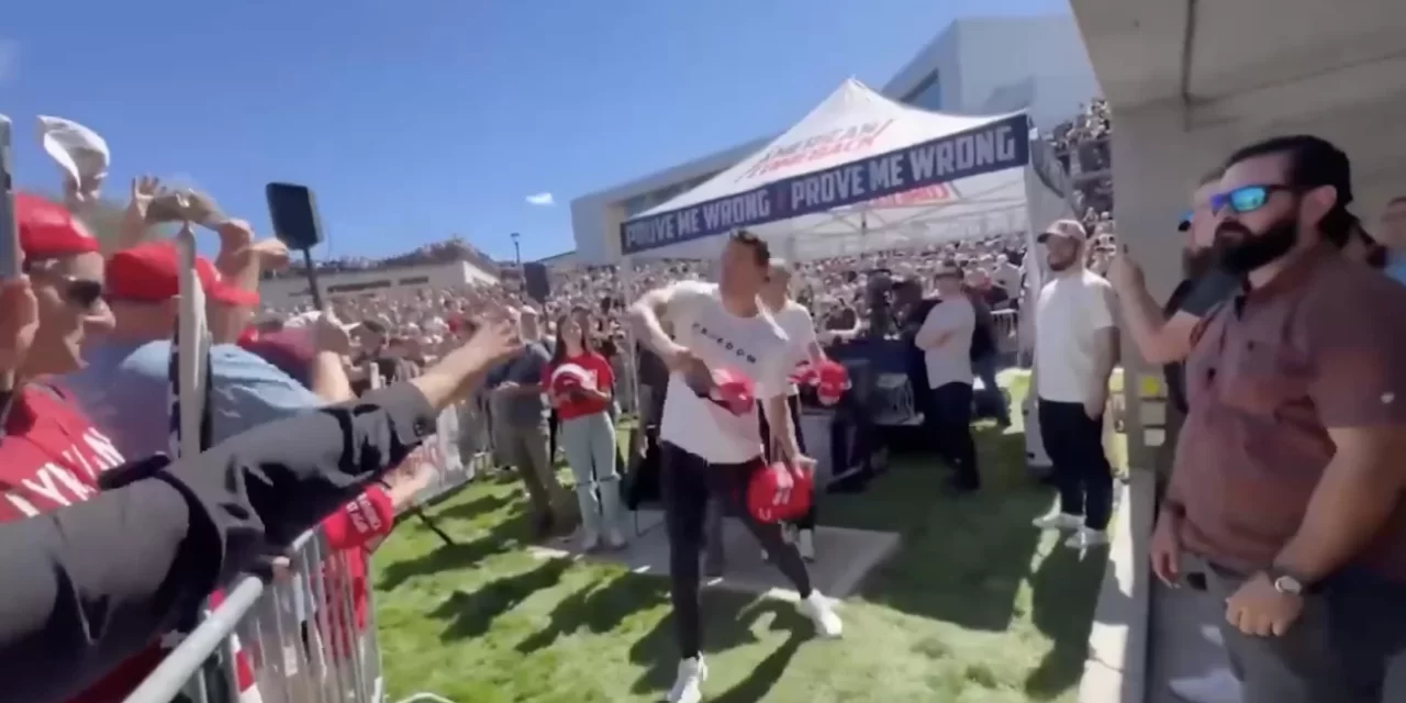 Agguato mortale a Charlie Kirk attivista M.A.G.A.