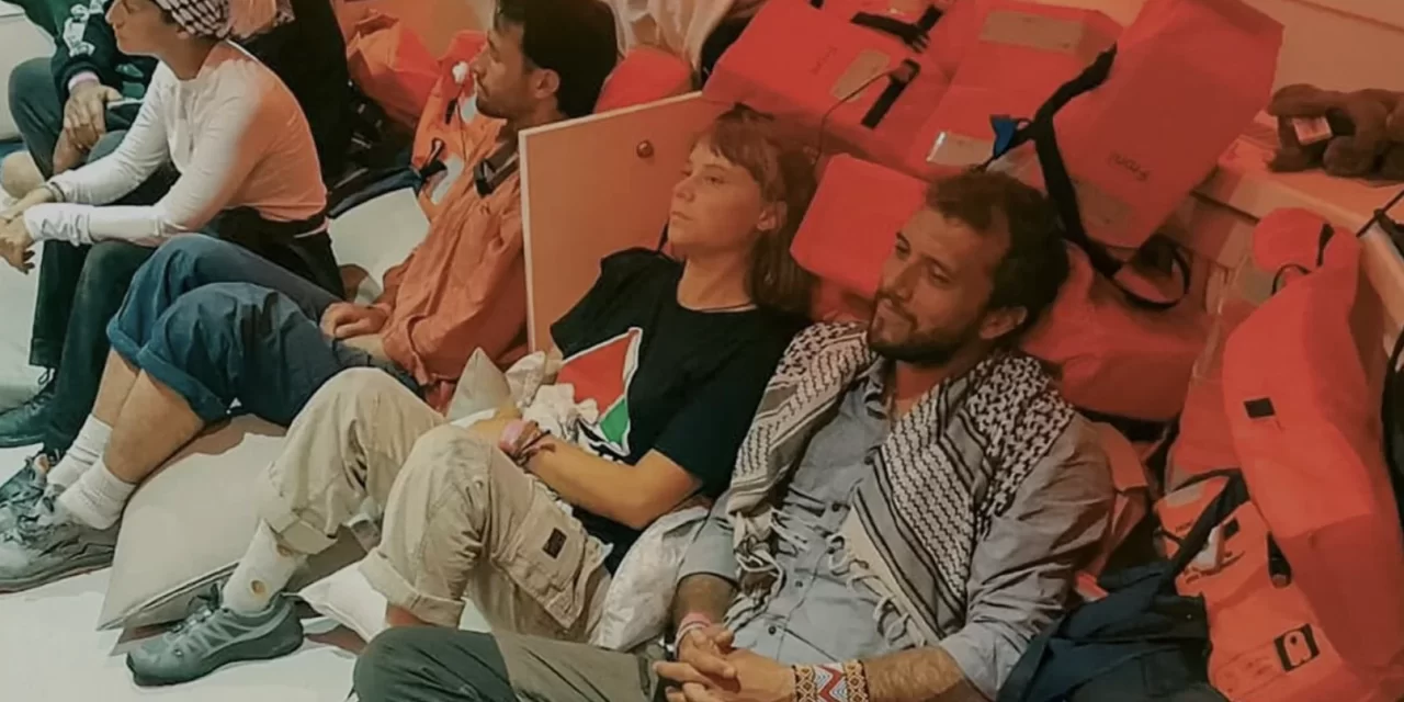Alcuni attivisti della Flotilla sono già espulsi da Israele.Testimonianze di maltrattamenti