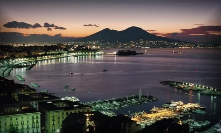 Napoli, capitale morale del Sud globale e faro di pace