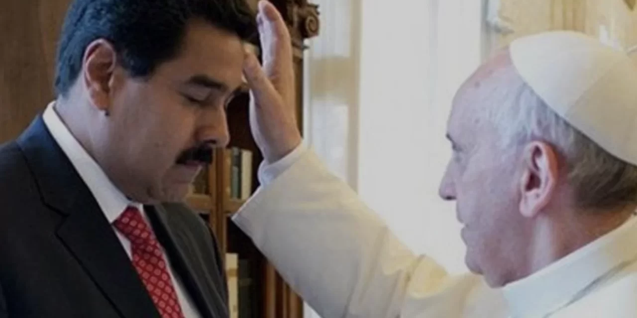 Maduro invia una lettera a Leone XIV per la pace in Venezuela