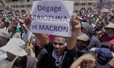Madagascar, la rivolta dei giovani e il grido della Chiesa: “Serve dialogo, non armi”