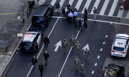 L’afghano che ha sparato alla Guardia Nazionale lavorava per la CIA.