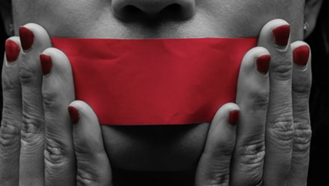 Femminicidio: una legge necessaria, ma non sufficiente. La vera sfida è educare alla dignità