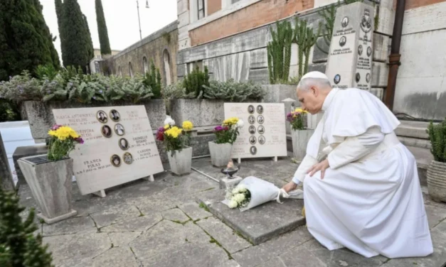 La memoria che apre il cielo. Leggere i defunti con gli occhi di Leone XIV