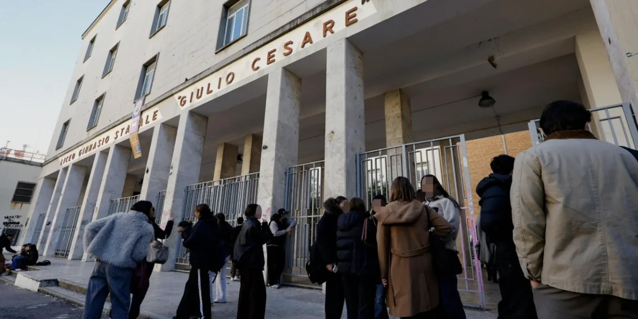 Lista degli stupri al liceo Giulio Cesare: shock, responsabilità e la ferita culturale che l’Italia non vuole vedere