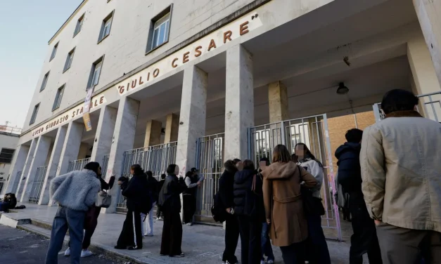 Lista degli stupri al liceo Giulio Cesare: shock, responsabilità e la ferita culturale che l’Italia non vuole vedere
