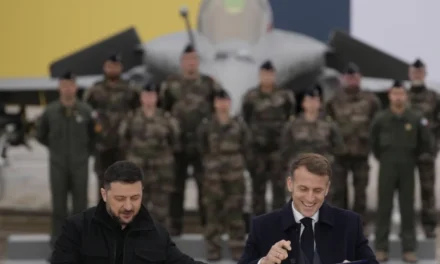 La Francia fornirà 100 caccia Rafale all’Ucraina