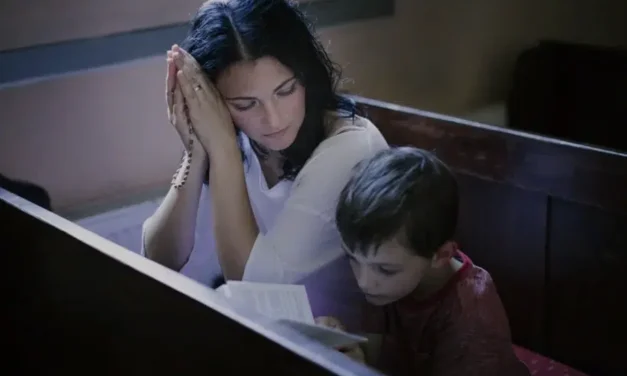 La rivoluzione pacata dei santi: una cultura della luce nel tempo della ironia