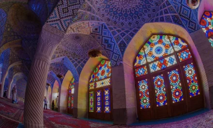 Iran, tra ombre e luce: il volto nascosto di una civiltà che prega la Madonna