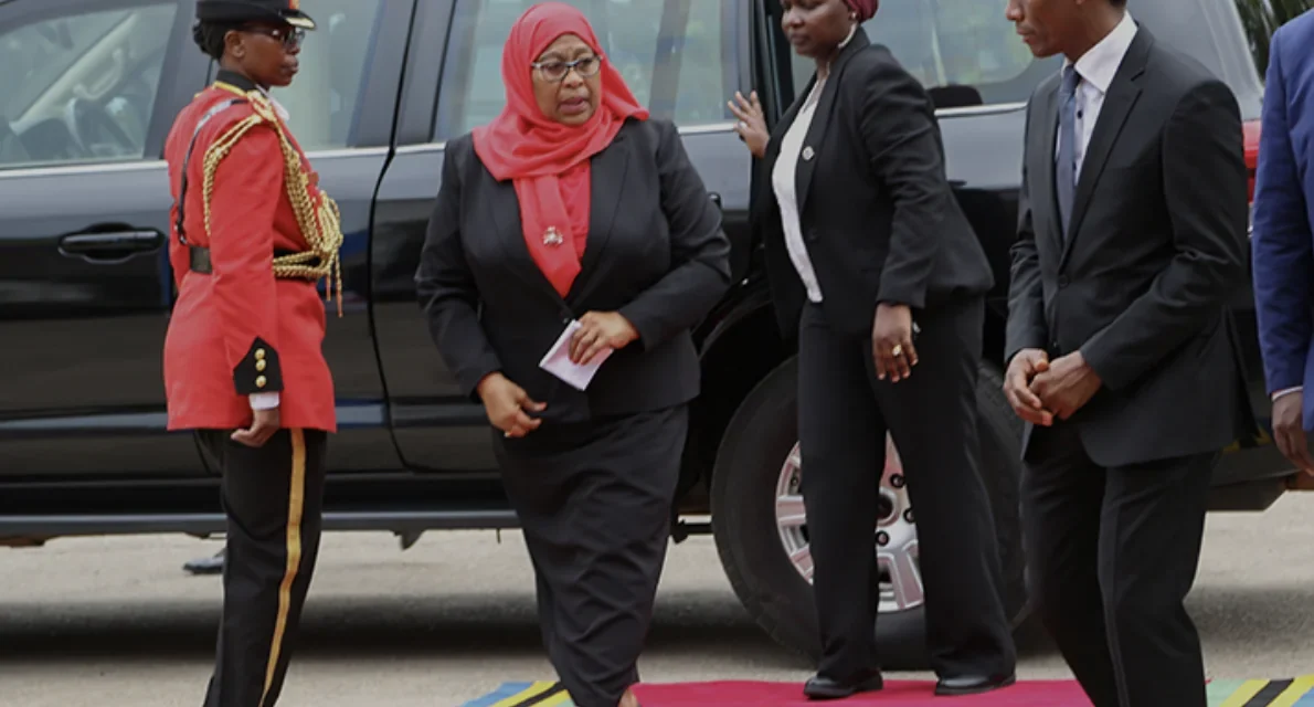 Tanzania: urne piene, strade in fiamme