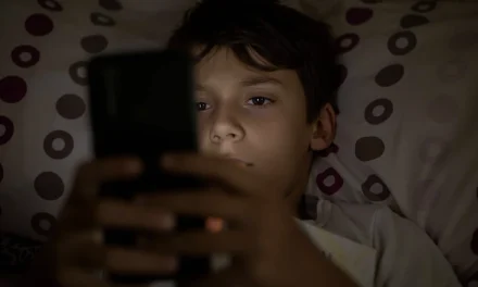 In Italia stop ai minori sui siti hard