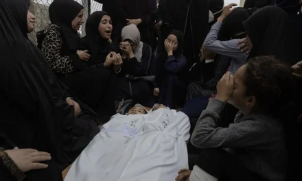 Il cessate il fuoco che non sa fare silenzio