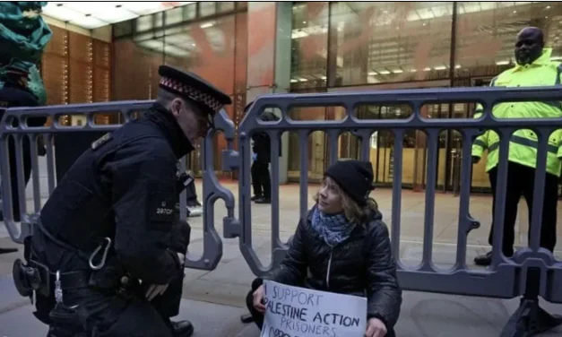 Greta arrestata, la protesta assoluta e l’Occidente che non sa più distinguere