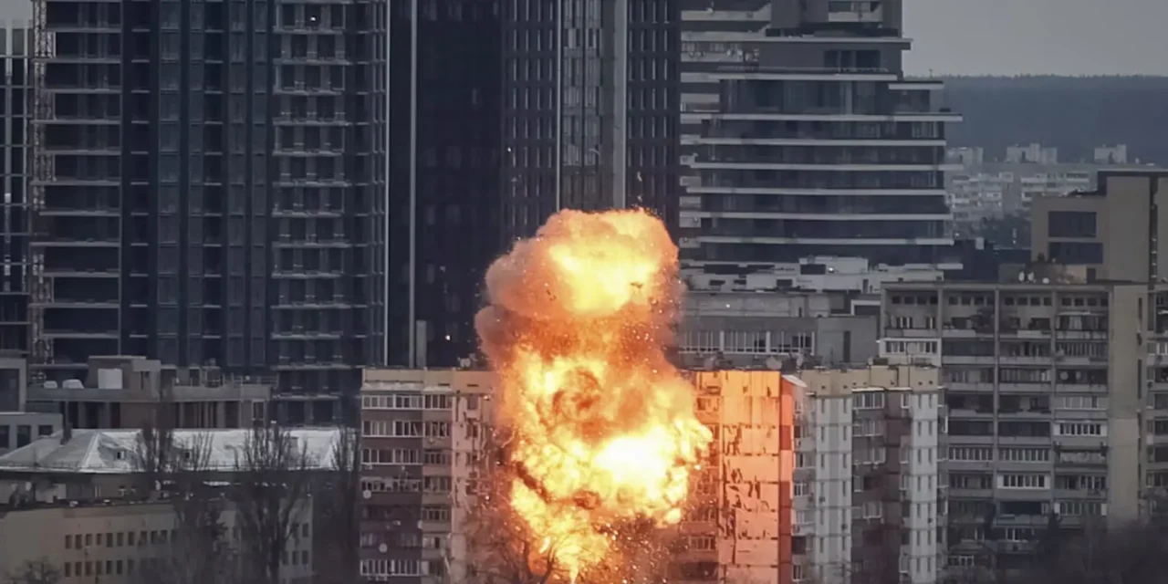 I missili su Kiev come “biglietto da visita”