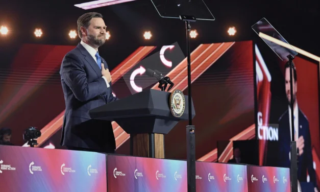 Turning Point USA rivela il volto amorale della politica 