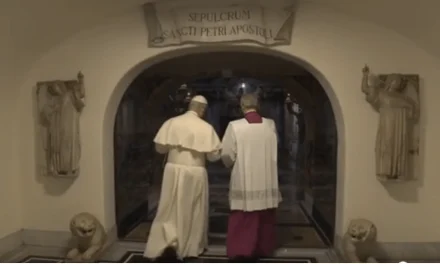 Scavare per credere: quando la fede passa dalle pietre