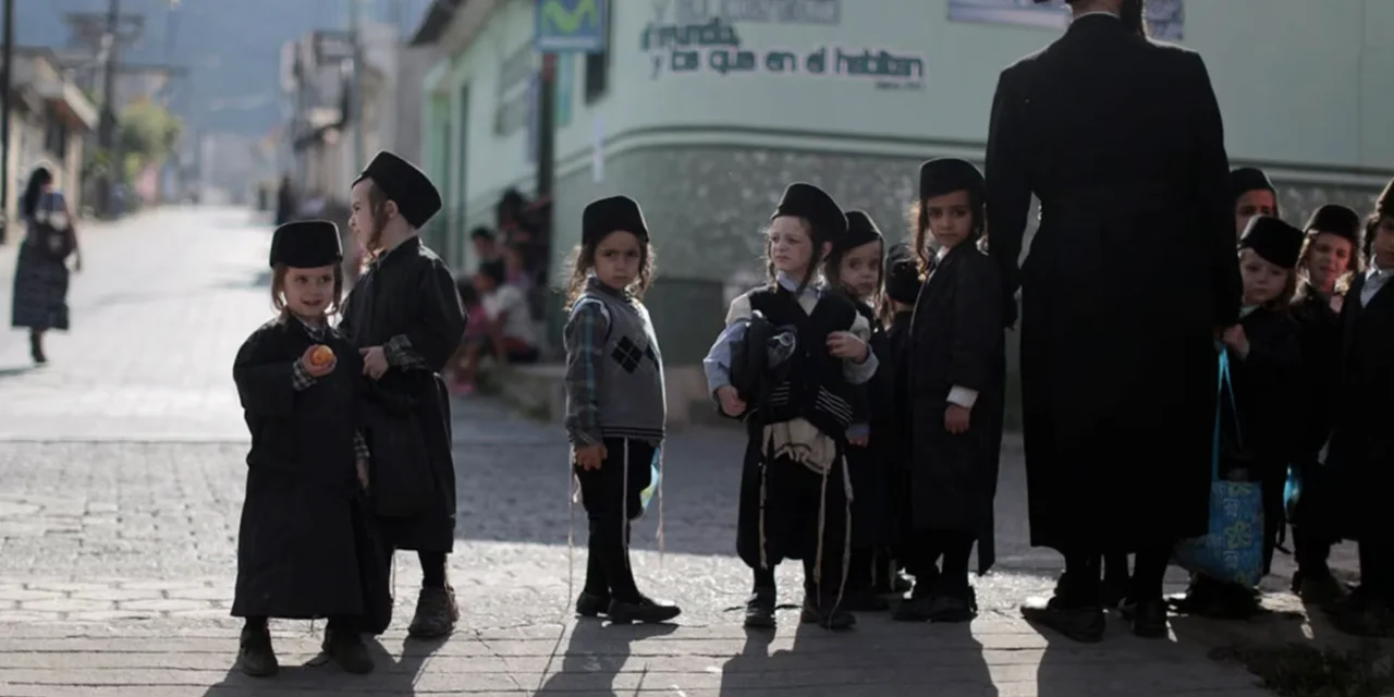 Setta ebraica ultraradicale messa sotto accusa nelle Americhe