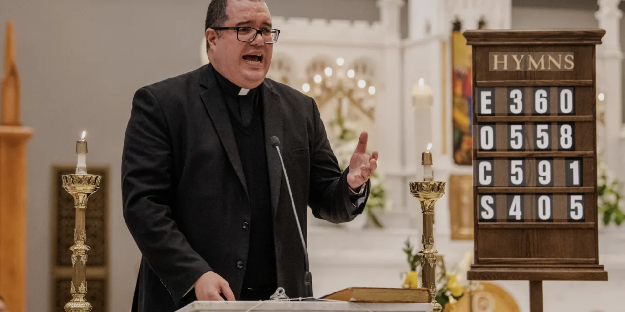 Un vescovo a Palm Beach: il Vangelo entra a Mar-a-Lago 