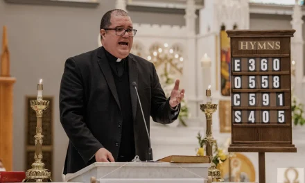 Un vescovo a Palm Beach: il Vangelo entra a Mar-a-Lago 