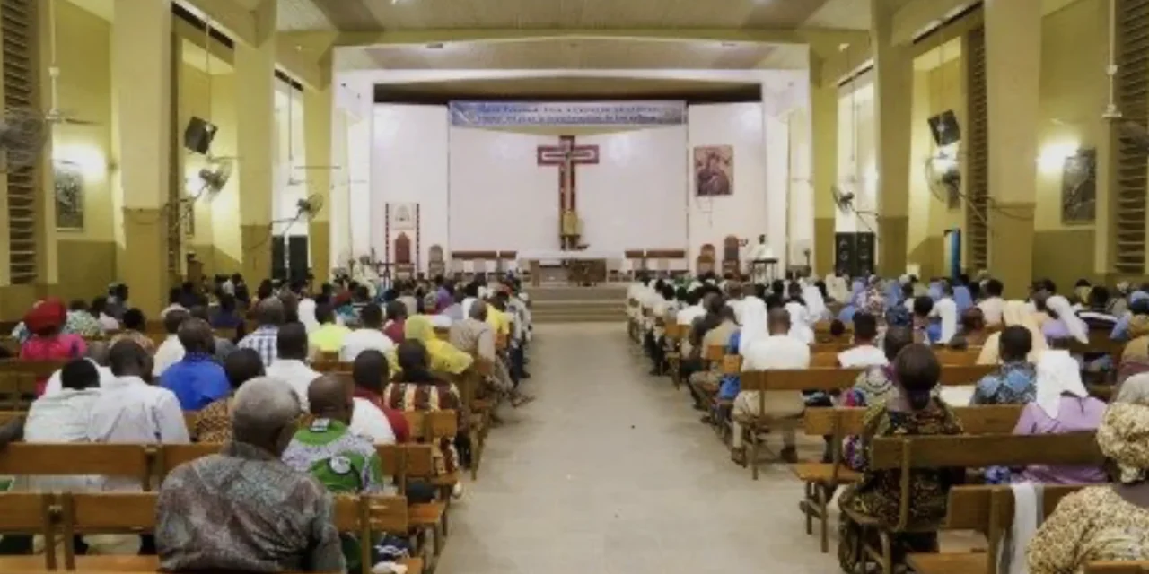 La Chiesa africana: restare, curare, testimoniare