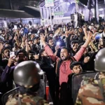 Un corpo, una piazza, una frontiera: perché il Bangladesh brucia dopo la morte di Sharif Osman Hadi